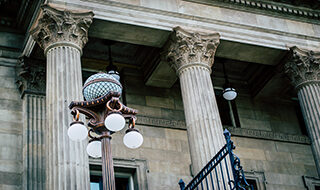 Image of courthouse columns